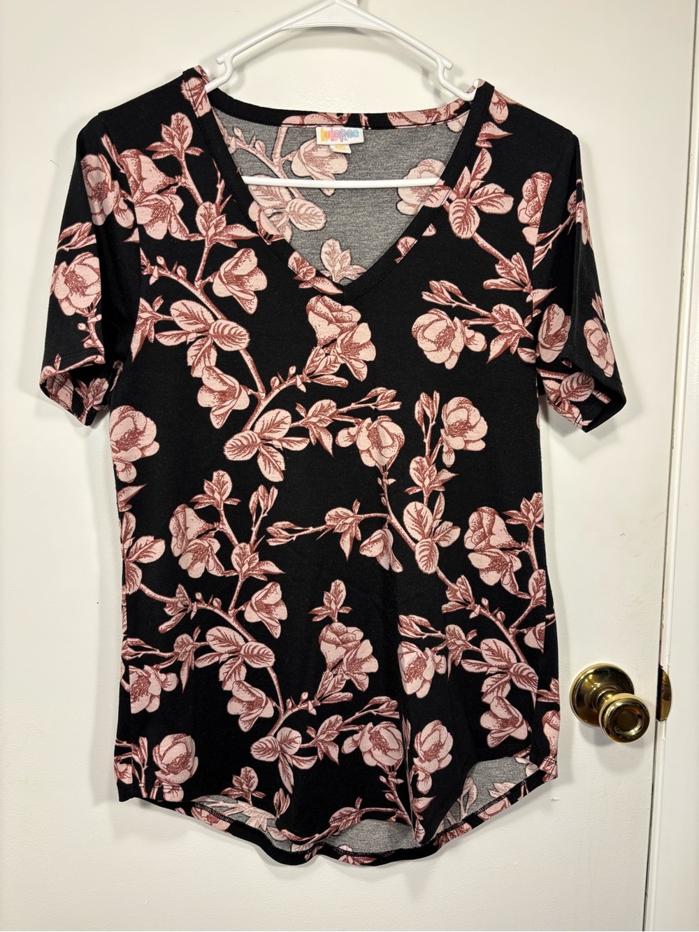 LuLaRoe Black Pink Floral V-Neck Top Size XXS